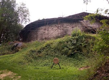 czechia/bohemia/attraction/hrad-vizmburk