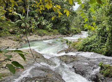 costa-rica/central-pacific/attraction/costa-canyoning-waterfall-rappelling-tour