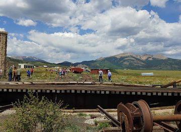 colorado/tenmile-range/attraction/como-roundhouse