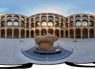 spain/basque-country/attraction/museo-arqueologico-etnografico-e-historico-vasco