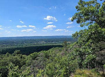 connecticut/housatonic-valley/attraction/penwood-state-park