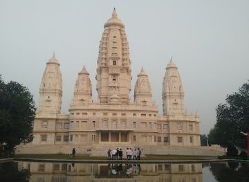 india/kanpur/attraction/j-k-temple-garden