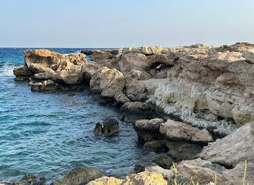 cyprus/larnaca/attraction/green-bay-beach