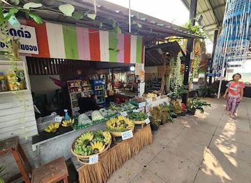 thailand/bangkok/attraction/red-lotus-floating-market