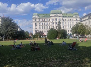 austria/vienna/brigittenau/attraction/sigmund-freud-museum