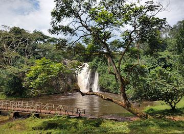 uganda/acholi/attraction/sezibwa-river