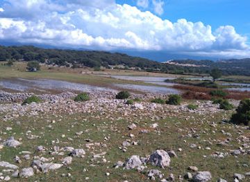 croatia/kvarner/attraction/fruska-lokva