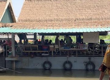 thailand/samut-prakan/attraction/taling-chan-floating-market