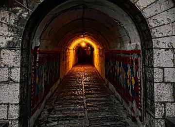 albania/toskeria/attraction/tunel