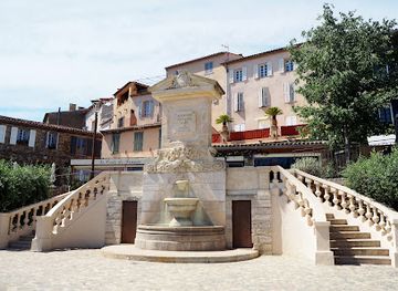 france/cote-d-azur/attraction/fontaine-monumentale