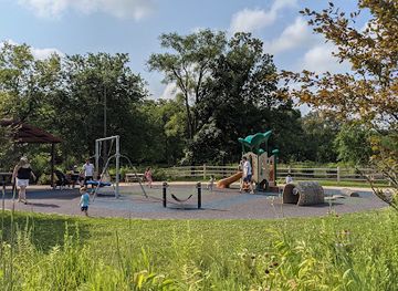 illinois/naperville/attraction/knoch-knolls-park