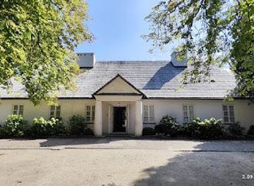 poland/warsaw/attraction/dom-urodzenia-fryderyka-chopina