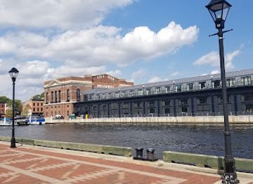 maryland/baltimore/attraction/broadway-pier