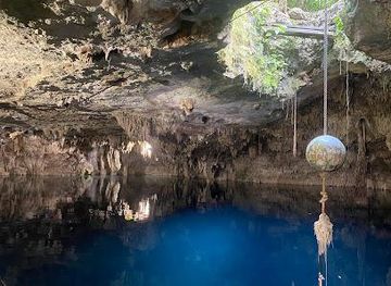 mexico/cancun/attraction/kin-ha-cenote