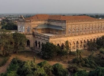 india/gujarat/attraction/raj-mahal