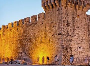 croatia/trogir/attraction/kamerlengo-castle