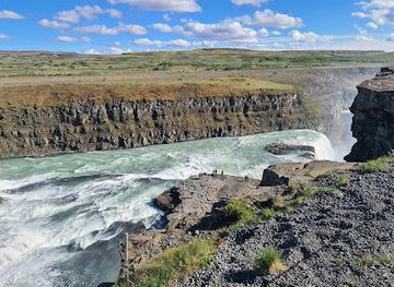 iceland/laugavegur-trail/attraction/gullfoss-waterfall