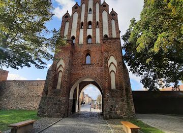 germany/mecklenburg/attraction/neues-tor