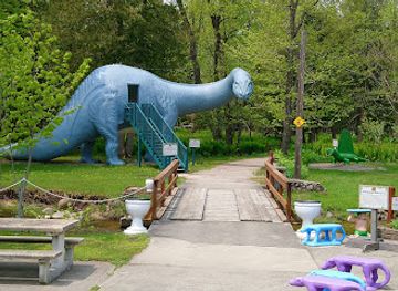 michigan/lower-peninsula/attraction/dinosaur-gardens