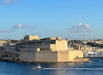 malta/gozo-citadel/attraction/valletta-waterfront