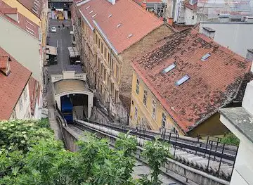 Strossmayerovo šetalište 7