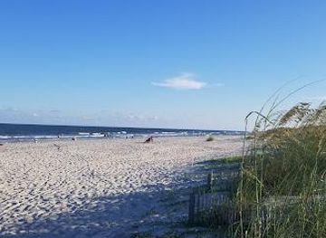 south-carolina/hilton-head-island/attraction/burkes-beach