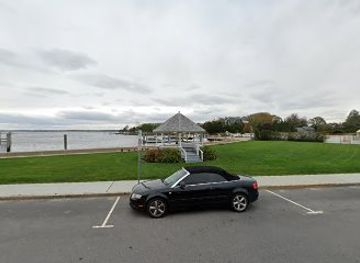 rhode-island/napatree-point-conservation-area/attraction/watch-hill-gazebo