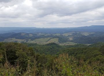 virginia/mount-rogers-national-recreation-area/attraction/the-back-of-the-dragon-marion