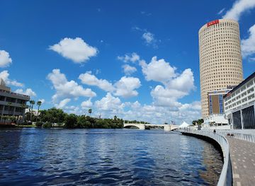florida/tampa-bay-area/attraction/macdill-park-on-the-riverwalk