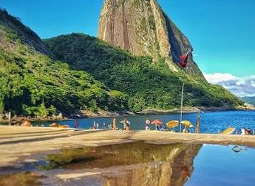 brazil/rio-de-janeiro/attraction/red-beach