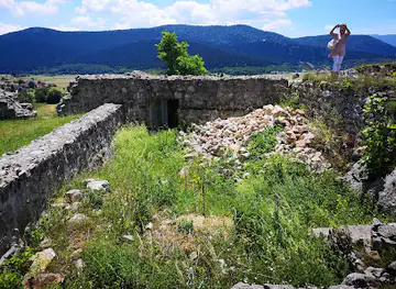 Utvrda Sokolac