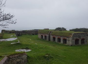 guernsey/st-sampson/attraction/clarence-battery