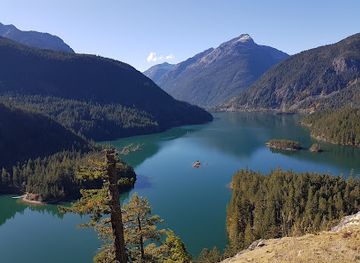 washington/northern-cascades/attraction/ross-dam-trailhead