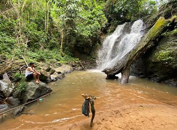 india/guwahati/attraction/theopani-waterfall