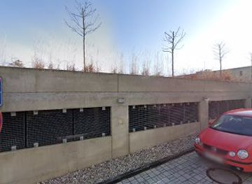 czechia/hradec-kralove/attraction/nadvori