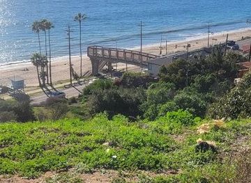 california/burbank/attraction/will-rogers-state-beach