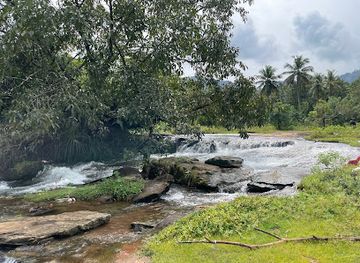 india/kerala/attraction/vadattupara-waterfalls-vadattupara-kuthu