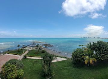 ecuador/salinas/attraction/punta-mandinga