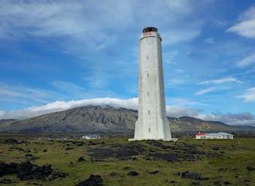 iceland/olafsvik/attraction/visitor-center-at-malarrif
