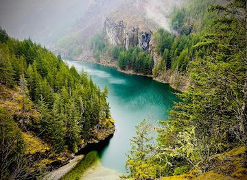 washington/northern-cascades/attraction/north-cascades-national-park-west-entrance