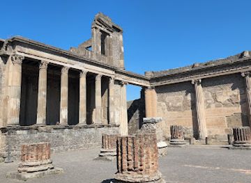 italy/pompeii/amphitheatre-of-pompeii/attraction/archaeological-park-of-pompeii