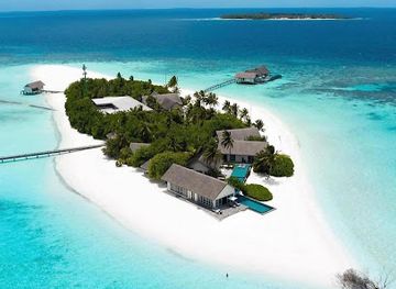 maldives/kaafu-atoll/attraction/thulusdhoo-sandbank