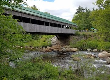 new-hampshire/mount-washington-valley/attraction/honeymoon-covered-bridge