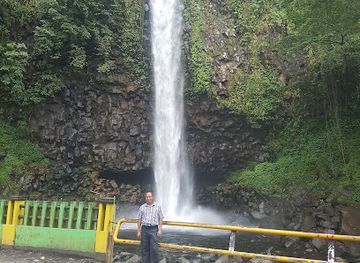 indonesia/west-sumatra/attraction/lembah-anai-waterfall
