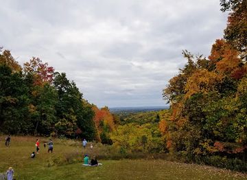 indiana/yellowwood-state-forest/attraction/ogle-hollow-nature-preserve