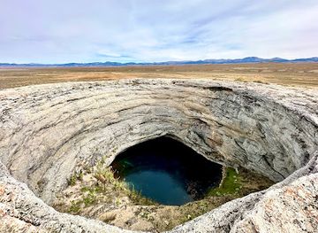 nevada/douglas-county/attraction/diana-s-punch-bowl