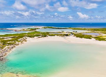 anguilla/the-valley/attraction/bebe-requin-bay
