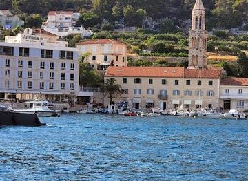 croatia/makarska/attraction/hvar
