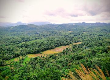sri-lanka/kegalle-district/attraction/meeyan-ella-waterfall-ihalakotte