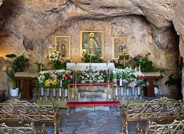 spain/malaga/attraction/ermita-de-la-virgen-de-la-pena